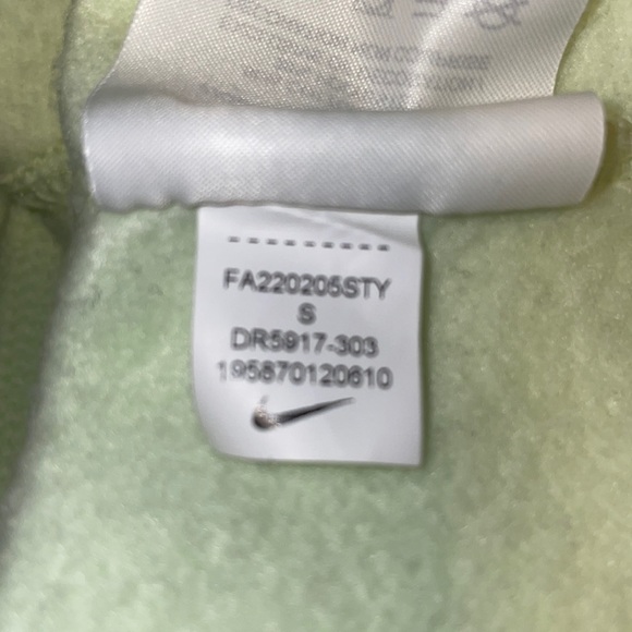 Nike womens oversized crop sweatshirt - Picture 5 of 11